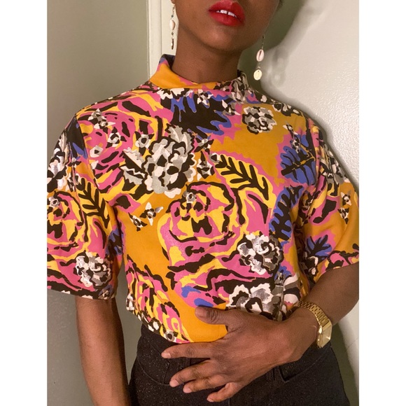 NastyGal Crop Top - Picture 2 of 3